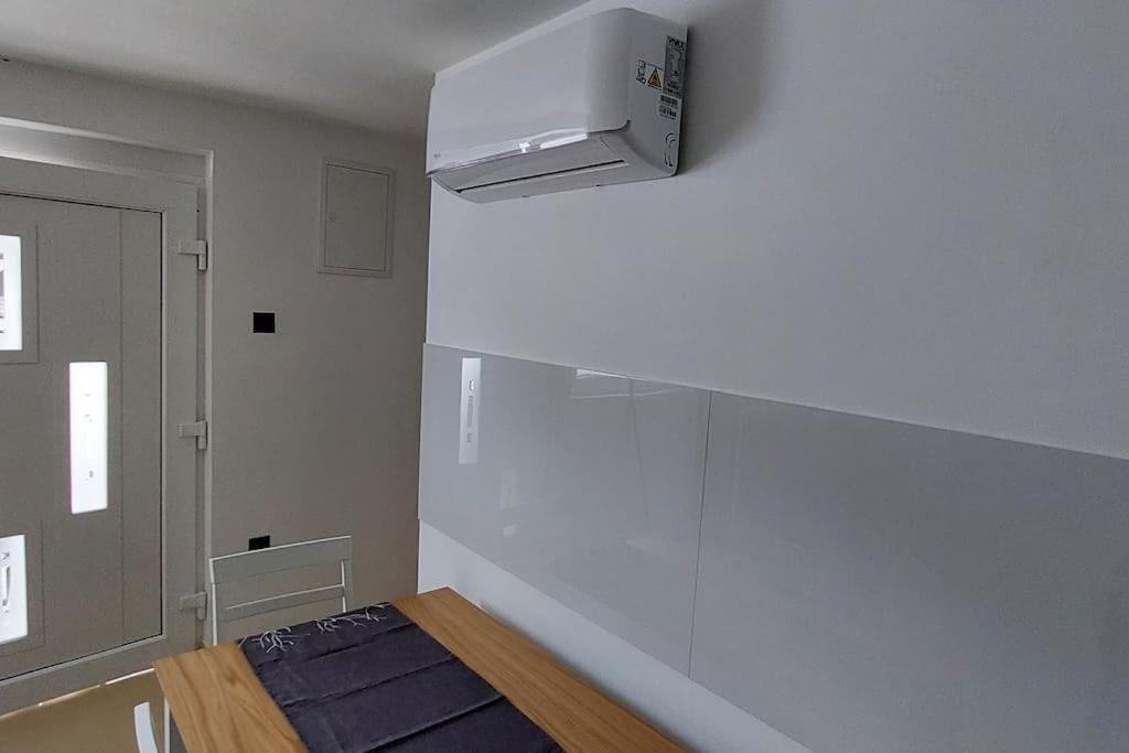Jo-Ma Apartma - Free Parking Ljubljana Bagian luar foto